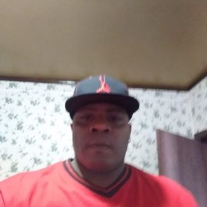 Meet your Posher, Derrick